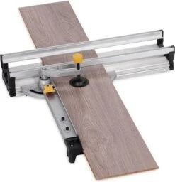 Powerplus POWX1365MB Invalzaag - 600W - Ø89mm - Incl. Laser, Stofafzuiging, 3 Invalzaagbladen En Verstekbak -Makita Winkel 1156x1200 2