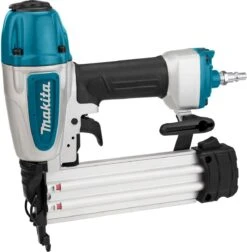 Makita AF506 8 Bar Brad Tacker In Koffer -Makita Winkel 1177x1200