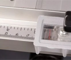 FERM TSM1033 Zaagtafel Ø250mm (T40) - 1800W - Uitschuifbaar Aluminium Werkblad - In Hoogte En Hoek Verstelbaar Zaagblad - Incl. TCT T40 250mm Zaagblad -Makita Winkel 1200x1021 1