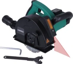 VONROC Muurfrees – Sleuvenfrees + Laser – 1700W – Ø150MM – Incl. 2 Diamantschijven & Stofzuigadapter 11 VONROC Muurfrees – Sleuvenfrees + Laser – 1700W – Ø150MM – Incl. 2 Diamantschijven & Stofzuigadapter -Makita Winkel 1200x1050 4