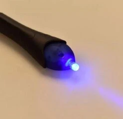 5 Second Fix -UV-Lijm Het Is Een Speciale Formule Van Vloeibare Kunststof Die Hard Wordt Na Blootstelling Aan Het Bijgeleverde UV Licht/saizi -Makita Winkel 1200x1160 20