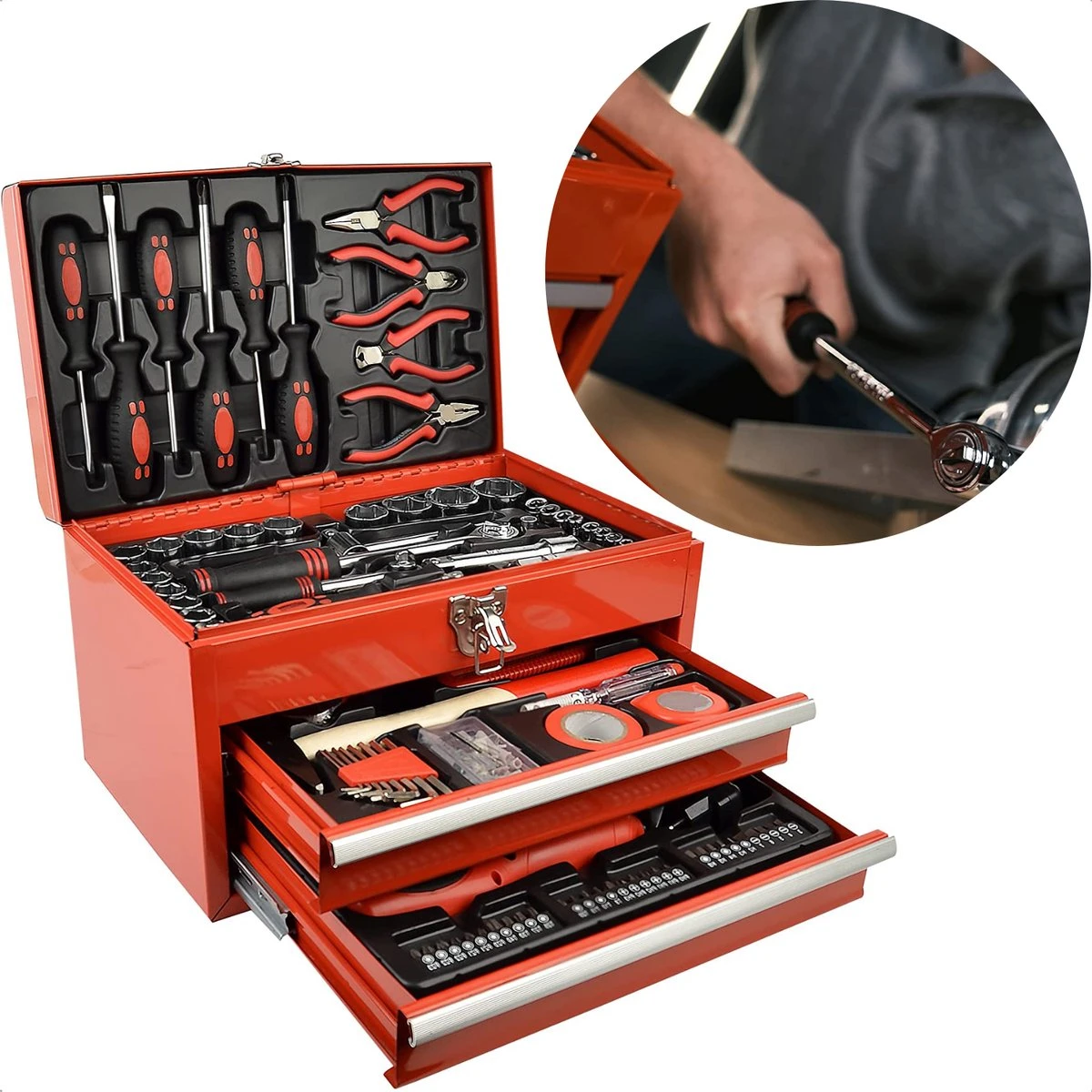 Cheqo® XXL 155-Delige Gereedschapbox - Gereedschapset In Koffer - Gevuld - Tangen - Schroevendraaiers - Gereedschapskist Met Laden - 3,6V Staafschroevendraaier - 1/2" & 1/4" Ratel - Bits, Verlengingen & Adapters 3 Cheqo® XXL 155-Delige Gereedschapbox - Gereedschapset In Koffer - Gevuld - Tangen - Schroevendraaiers - Gereedschapskist Met Laden - 3,6V Staafschroevendraaier - 1/2" & 1/4" Ratel - Bits, Verlengingen & Adapters