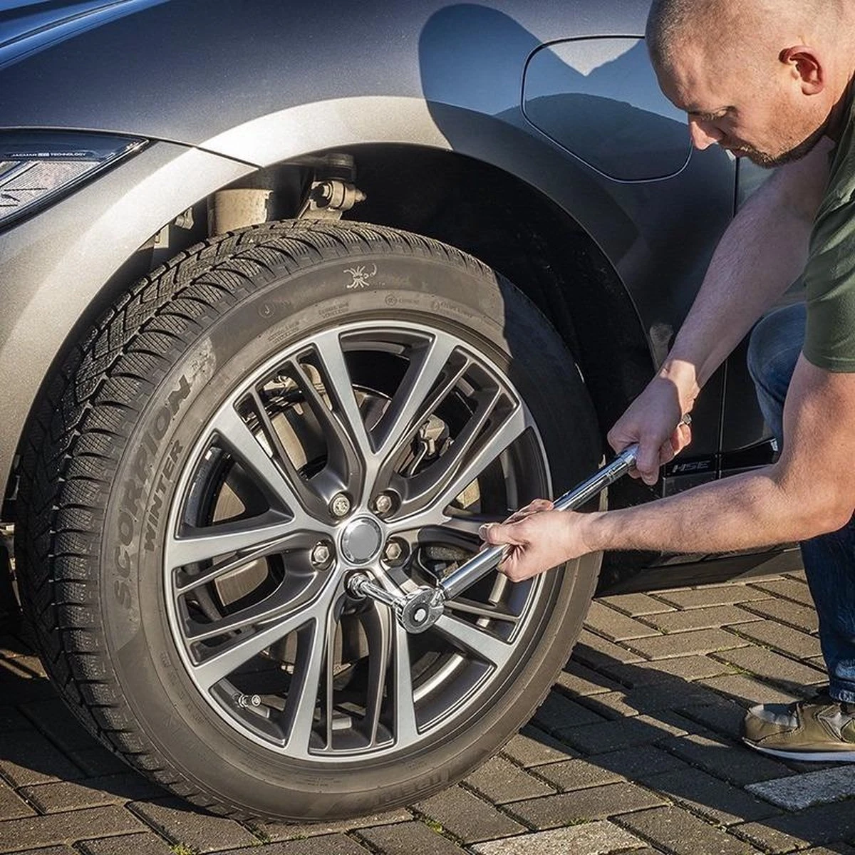 PROPLUS Draaimomentsleutel In Koffer Met 3 Doppen - Draaimomentsleutel/Dynamometrische Sleutel - Auto Gereedschap 4 PROPLUS Draaimomentsleutel In Koffer Met 3 Doppen - Draaimomentsleutel/Dynamometrische Sleutel - Auto Gereedschap - Afbeelding 2