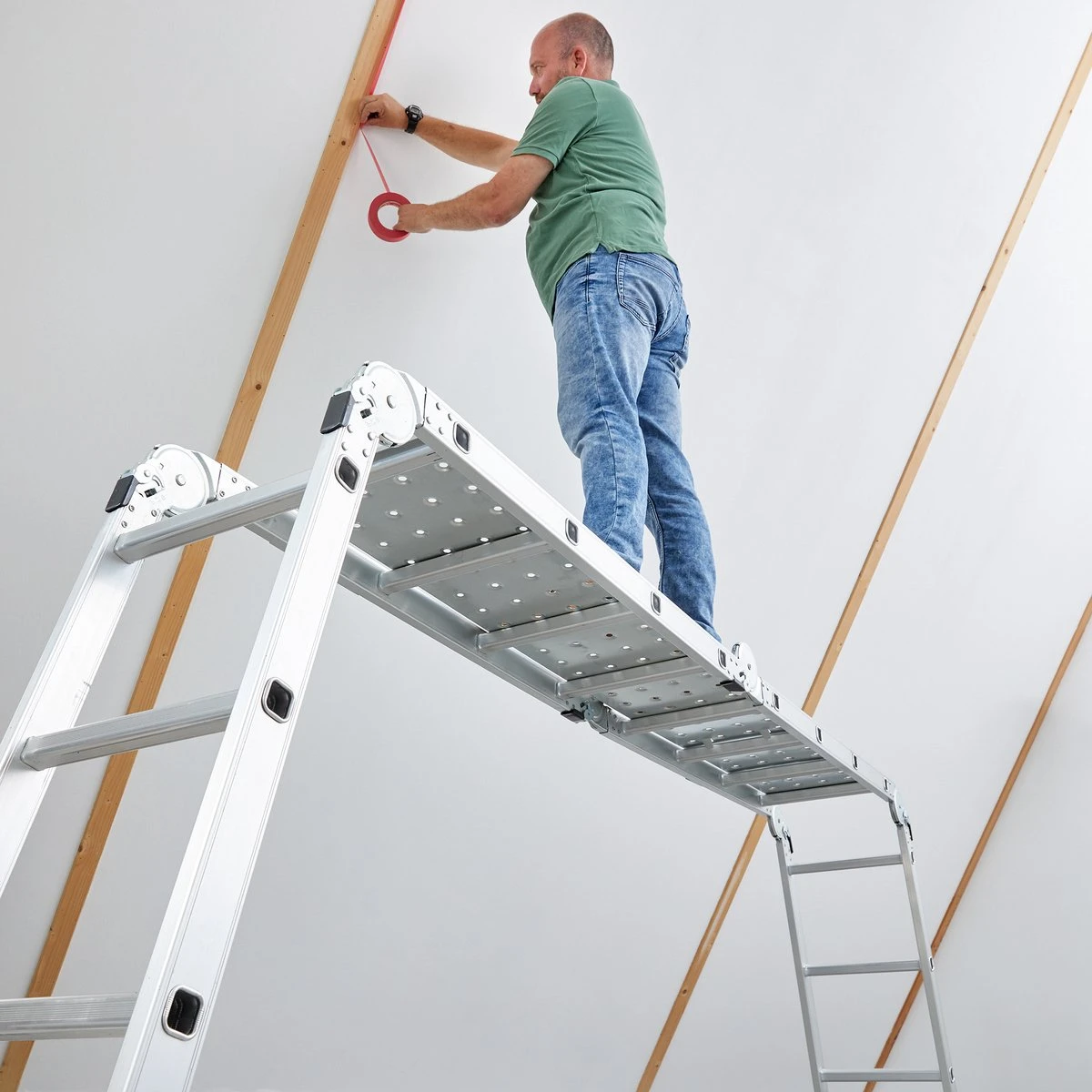 ALDORR Home - Vouwladder Aluminium 4 X 4 Treden Met Platform - 4,60 Meter 6 ALDORR Home - Vouwladder Aluminium 4 X 4 Treden Met Platform - 4,60 Meter - Afbeelding 4