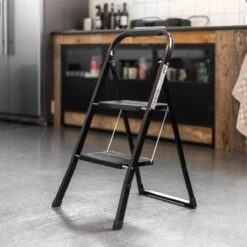 Huishoudtrap 2 Treden - Keukentrap Inklapbaar - Zwart - PP-Antislip - Max. Werkhoogte 47cm - Goets -Makita Winkel 1200x1200 1848