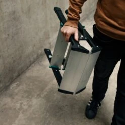 VONROC PRO Dubbele Trap 2 Treden – Klustrap/huishoudtrap Inklapbaar – Max. Belastbaarheid 150kg - Antislip -Makita Winkel 1200x1200 1916