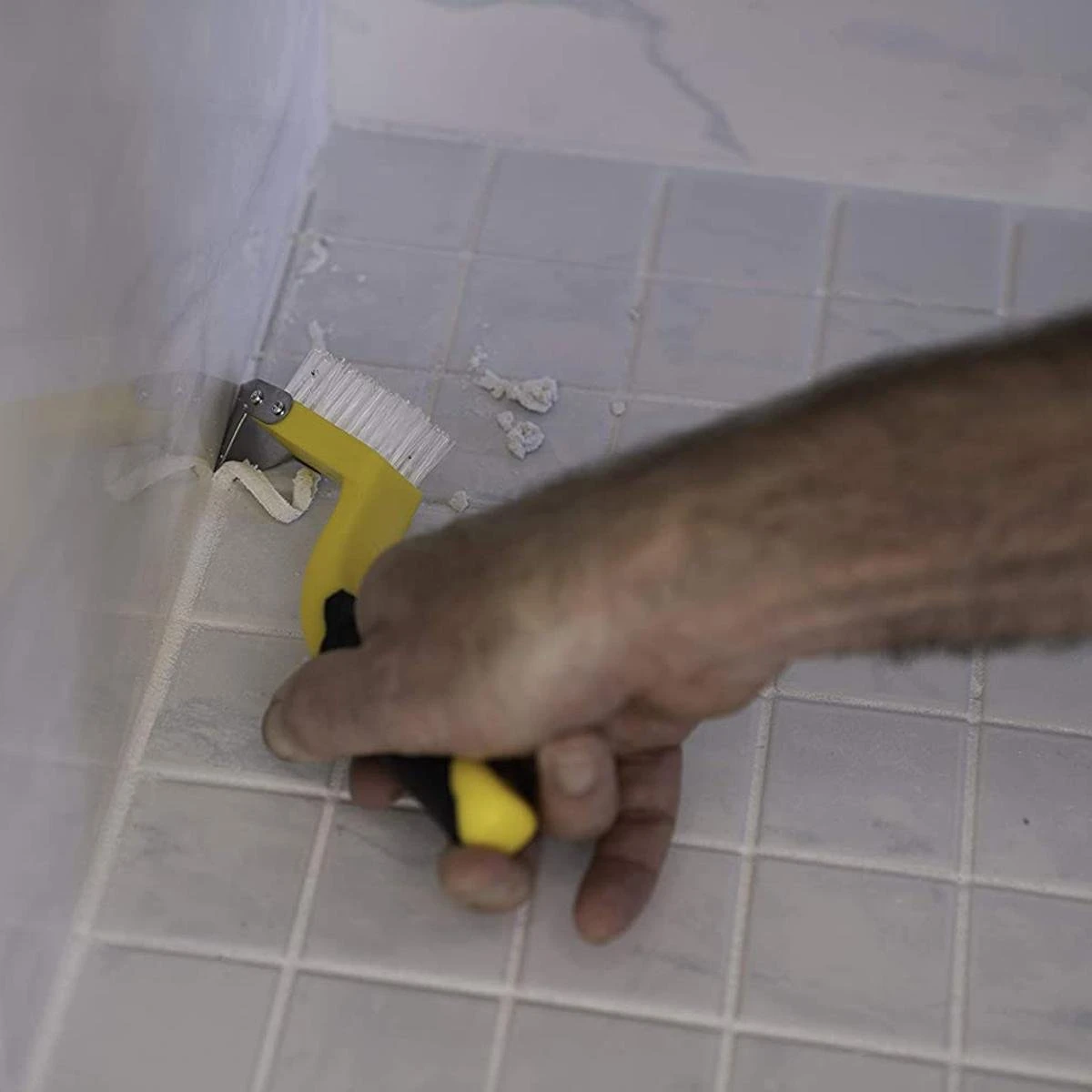 M-Iconic 5 In 1 Kit Schraper - Kitmes - Kitspatel - Kitstrijker - Kitschraper - Siliconen Verwijderaar - Kit Verwijderaar - Geel 10 M-Iconic 5 In 1 Kit Schraper - Kitmes - Kitspatel - Kitstrijker - Kitschraper - Siliconen Verwijderaar - Kit Verwijderaar - Geel - Afbeelding 8