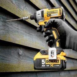 DeWalt DCF887P2-QW Accu-slagschroevendraaier 2x 5.0Ah Accu -Makita Winkel 1200x1200 405