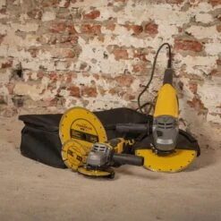 Powerplus POWX06250 Haakse Slijper Set - 115mm - 230mm - 750w - 2000w - Inclusief Slijpschijven En Opbergtas -Makita Winkel 1200x1200 449