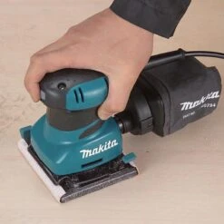 Makita BO4555K Vlakschuurmachine - 200 W - 102 X 112 Mm Schuuroppervlak 16 Makita BO4555K Vlakschuurmachine - 200 W - 102 X 112 Mm Schuuroppervlak -Makita Winkel 1200x1200 543