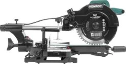 VONROC PRO Afkortzaag - Kapzaag - Verstekzaag – 2200W - Ø255mm – Zaagt Hout, Kunststof En Metaal – Instelbare Snelheid – Zaagcapaciteit 340mm –Verstelbare Tafelverbreders – Trekfunctie – Kantelbaar – Lengtestop - Incl. Zaagblad, Laser & LED -Makita Winkel 1200x613 1