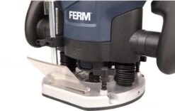 FERM Bovenfrees - 1300W - Stofzuiger Adapter - Ingebouwde LED Werkverlichting - Incl. 6-delige Freesset, Parallel- En Sjabloongeleider -Makita Winkel 1200x760