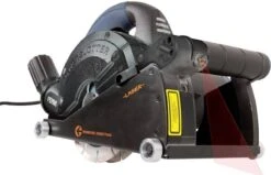 FERM WSM1008 Muurfrees - Freesmachine - 1600W - Met 2 Diamantschijven 150mm - Laser - Stofzuigadapter - Canvas Opbergtas