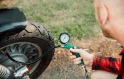 VONROC Draagbare Compressor – 1100W – 8 Bar – Olievrij – 180 L/m – Incl. 11 Accessoires -Makita Winkel 1200x773 1