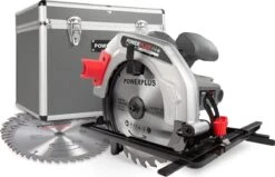 Powerplus POWESET4 Elektrische Cirkelzaag - 1200W - Zaagblad 185mm - Incl. Parallelgeleider, Stofafzuigingaansluiting, Aluminium Gereedschapskoffer En 4 Cirkelzaagbladen Hout -Makita Winkel 1200x773 7