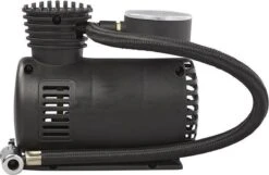 ProPlus Luchtcompressor - Compacte Bandenpomp - Auto, Motor, Fietsband En Voetballen - 12 Volt -Makita Winkel 1200x783