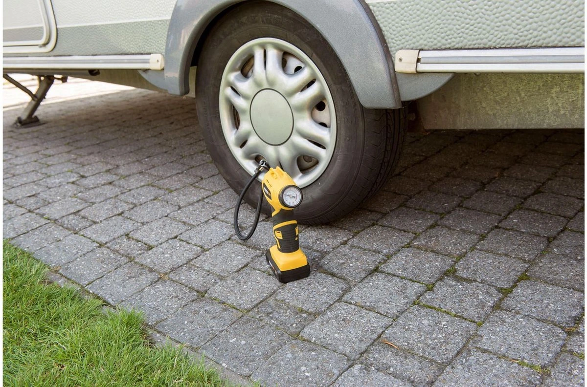 Powerplus POWX1700 Accu Compressor - Luchtcompressor - 18V - 8 Bar - Incl. 1 X 1,5Ah Accu, Lader, Koffer En Accessoires 5 Powerplus POWX1700 Accu Compressor - Luchtcompressor - 18V - 8 Bar - Incl. 1 X 1,5Ah Accu, Lader, Koffer En Accessoires - Afbeelding 3