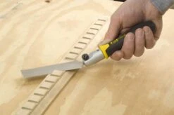 STANLEY FatMax 0-20-331 Japanse Zaag - 3 Snijvlakken - 12cm Zaagblad -Makita Winkel 1200x797 13