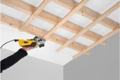 Powerplus POWX1365MB Invalzaag - 600W - Ø89mm - Incl. Laser, Stofafzuiging, 3 Invalzaagbladen En Verstekbak -Makita Winkel 1200x797 5