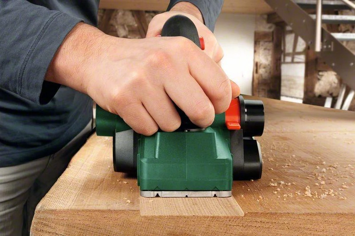 Bosch PHO 2000 Schaafmachine - Op Snoer - 680 Watt - Tot 2.0 Mm Spaandiepte 8 Bosch PHO 2000 Schaafmachine - Op Snoer - 680 Watt - Tot 2.0 Mm Spaandiepte - Afbeelding 6