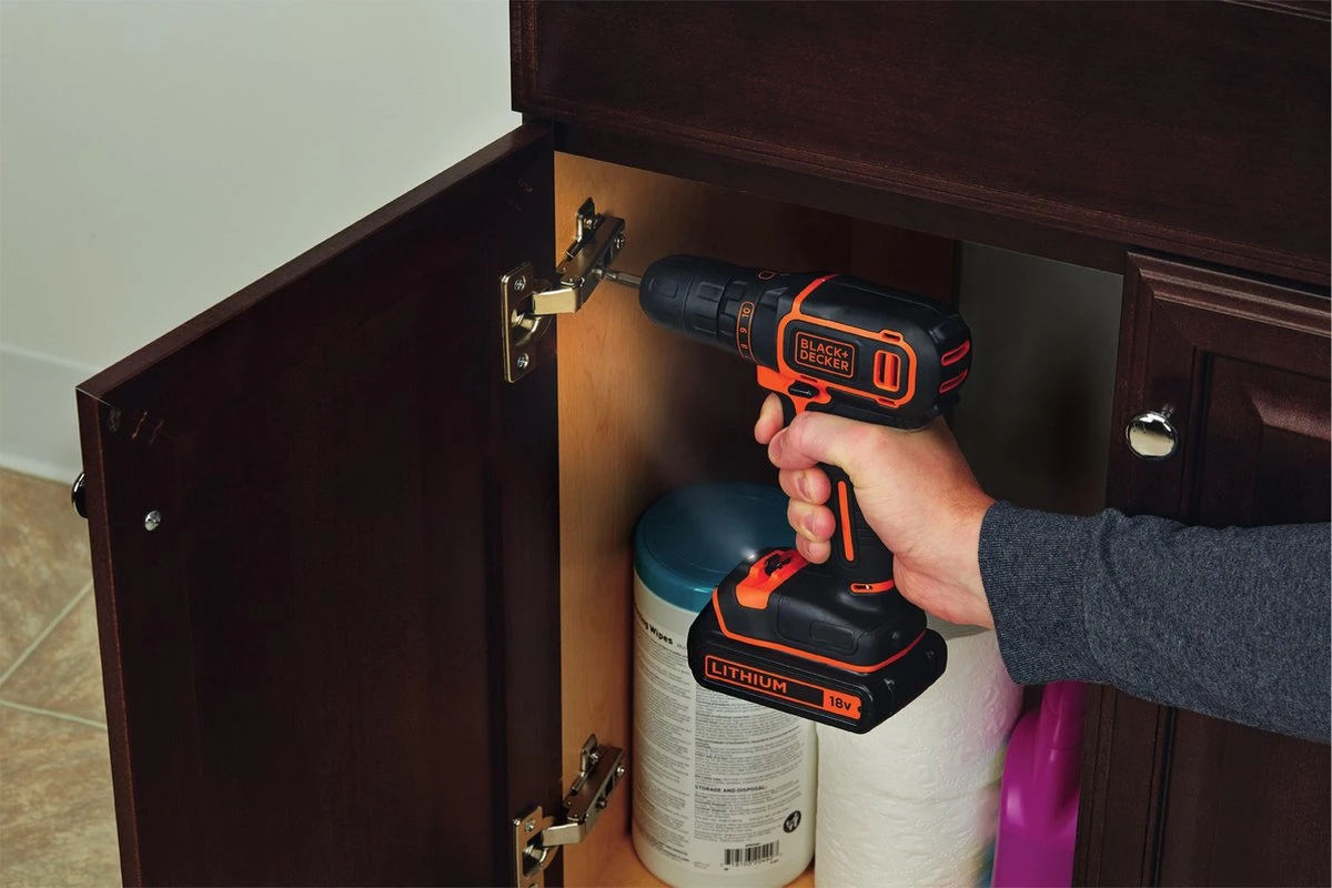 Black & Decker BLACK+DECKER BDCDC18-QW Accuboormachine - 18V - Met Schroeffunctie - Inclusief Accu En Lader 9 Black & Decker BLACK+DECKER BDCDC18-QW Accuboormachine - 18V - Met Schroeffunctie - Inclusief Accu En Lader - Afbeelding 7