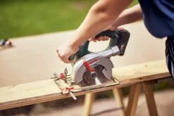 Bosch PKS 18 LI Accu Cirkelzaag - Zonder 18 V Accu En Lader -Makita Winkel 1200x800 2