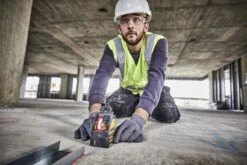 DeWALT DW088K Zelfnivellerende Kruis-/lijnlaser In Koffer - 2 Lijnen - Rood - 15m -Makita Winkel 1200x800 347