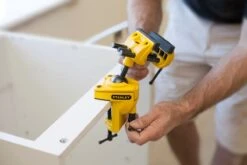 STANLEY Bankschroef - 1-83-069 -Makita Winkel 1200x800 394