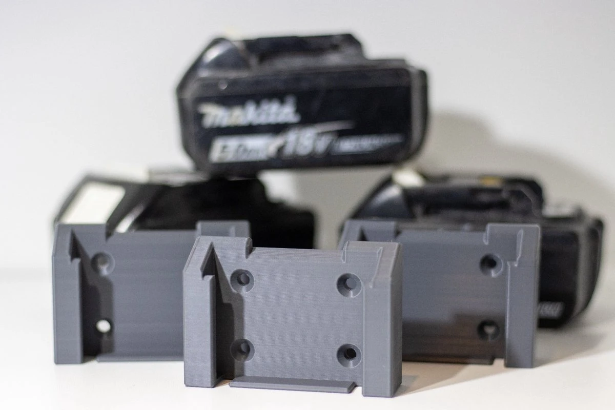 Makita Accu Houder / Battery Mount / Accu Wand Houder - 18V 3 Makita Accu Houder / Battery Mount / Accu Wand Houder - 18V