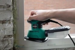 VONROC PS501AC Multischuurmachine – Palmschuurmachine – 130W – Met Stofopvangbox & 6 Stuks Schuurpapier -Makita Winkel 1200x800 64