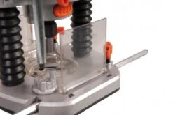 FERM Bovenfrees - 1300W - Stofzuiger Adapter - Ingebouwde LED Werkverlichting - Incl. 6-delige Freesset, Parallel- En Sjabloongeleider -Makita Winkel 1200x803 1