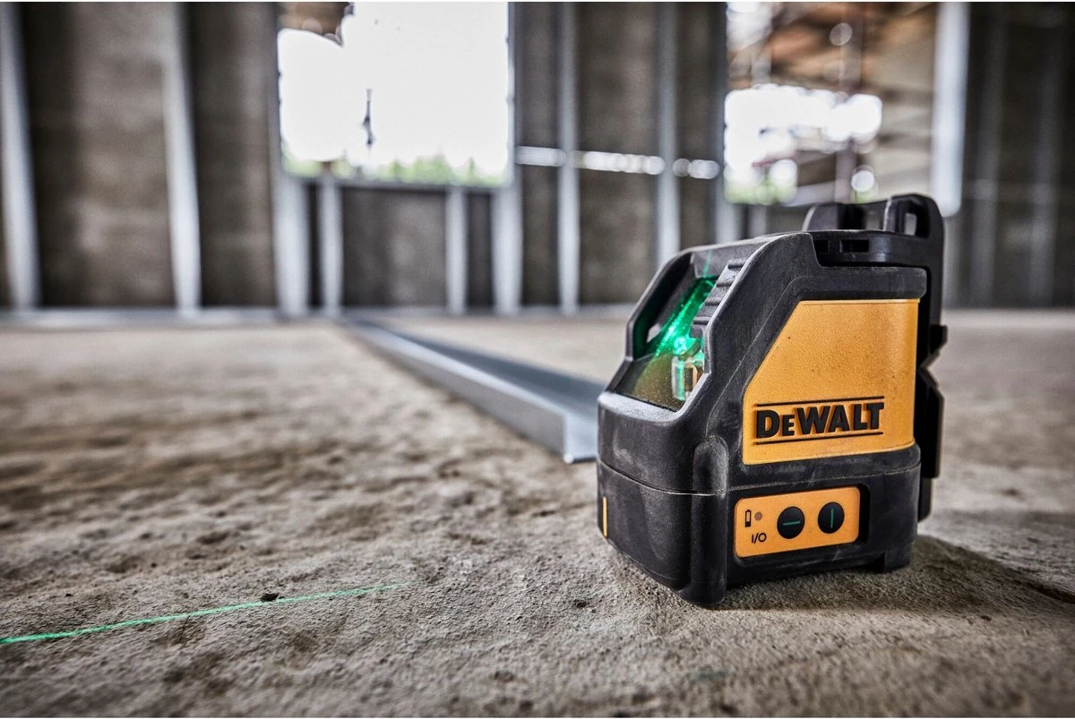 DeWALT DW0889CG Zelfnivellerende Kruislijnlaser Incl. Digitale Afstandsmeter - 2 Lijnen - 30m - Groen 6 DeWALT DW0889CG Zelfnivellerende Kruislijnlaser Incl. Digitale Afstandsmeter - 2 Lijnen - 30m - Groen - Afbeelding 4