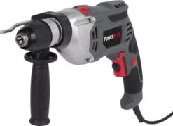 Powerplus POWE10035 Elektrische Klopboormachine - 950W - Variabele Snelheid - Snelspanboorkop - Incl. Opbergkoffer, Diepte Aanslag En Additionele Handgreep - Boormachine Voor Beton, Hout En Staal -Makita Winkel 1200x871 3