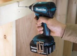 Makita DTD153ZJ 18V Li-Ion Accu Slagschroevendraaier - Losse Body (geleverd Zonder Accu En Lader) -Makita Winkel 1200x875 2