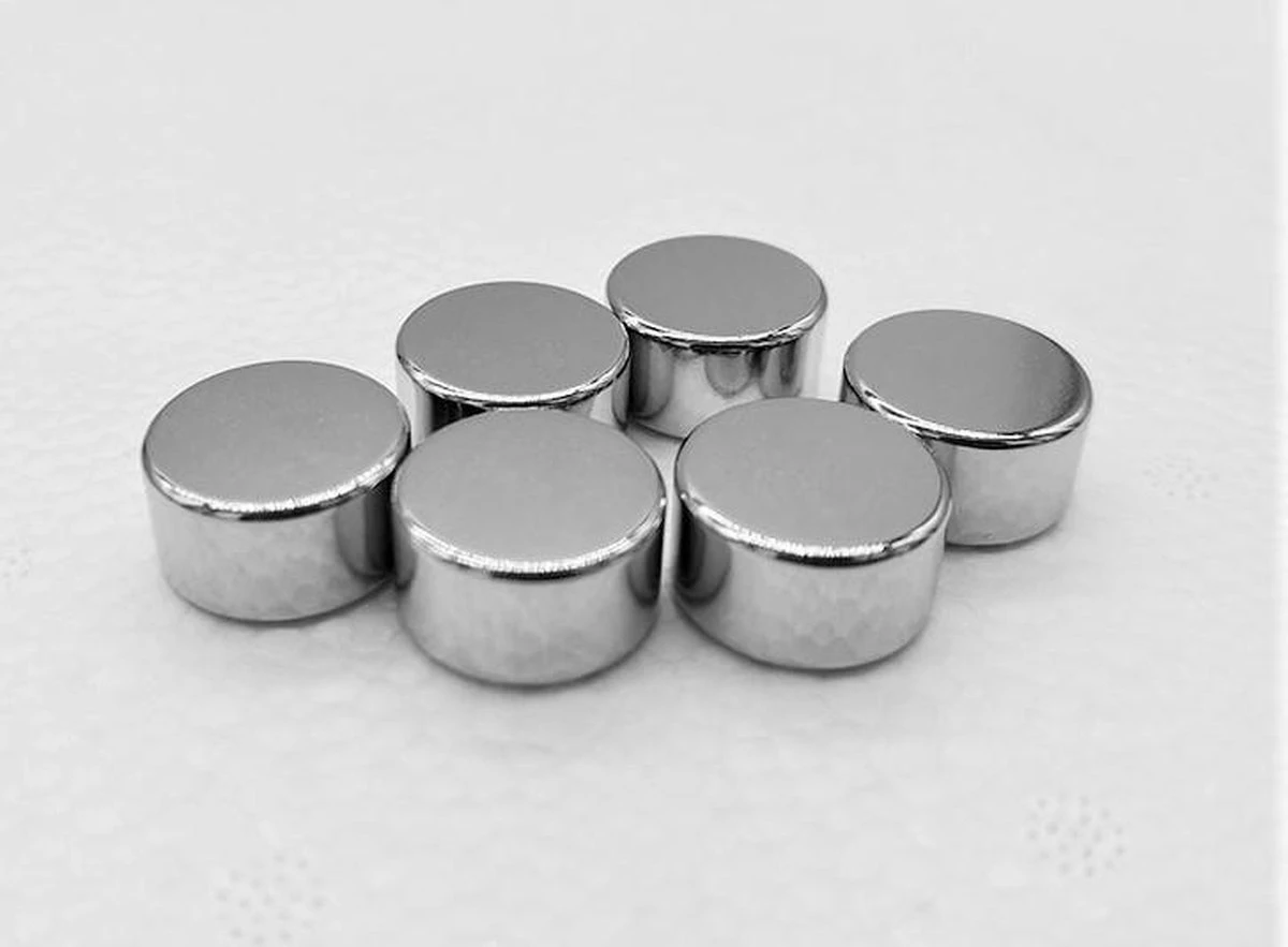 Merkloos Super Sterke Magneten - Neodymium - 5x2 Mm - 100 Stuks 9 Merkloos Super Sterke Magneten - Neodymium - 5x2 Mm - 100 Stuks - Afbeelding 7