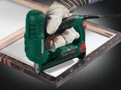 Tacker - Nietpistool - Spijkerpistool - Elektrisch Spijkerpistool - Handtacker - Nagelpistool - 500 Nietjes. - 500 Spijkers - Nietpistool Met Nietjes. -Makita Winkel 1200x900 173