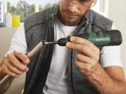 PARKSIDE® Multifunctionele Accu Fijn Boor Rechte Slijpmachine - Slijper - Met 44 Opzetstukken In Een Opbergbox - 50 Delig Toebehoren - Voor Boren, Frezen, Graveren, Polijsten, Reinigen, Slijpen Of Snijden - 12 V Accu 1,3 Ah Met Li-Ionen Technologie -Makita Winkel 1200x900 193