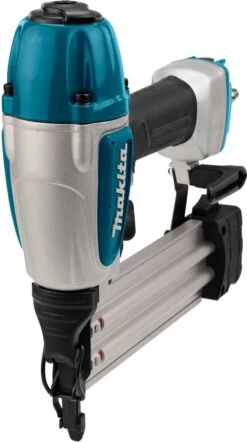 Makita AF506 8 Bar Brad Tacker In Koffer -Makita Winkel 671x1200