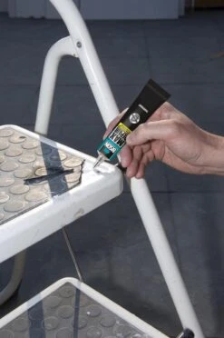 Bison Max Repair Extreme 8 Gram 13 Bison Max Repair Extreme 8 Gram -Makita Winkel 796x1200 7