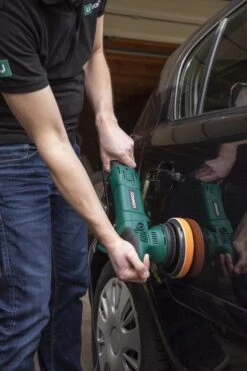 VONROC Excentrische Poetsmachine – 1050W – Ø150MM – Soft Start – Incl. 1 Schijf, Steunschijf & Tas -Makita Winkel 800x1200 26