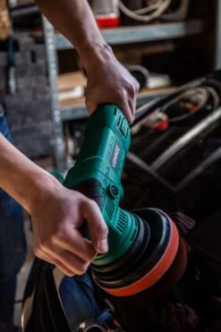 VONROC Excentrische Poetsmachine – 1050W – Ø150MM – Soft Start – Incl. 7 Schijven, Steunschijf & Tas -Makita Winkel 800x1200 31