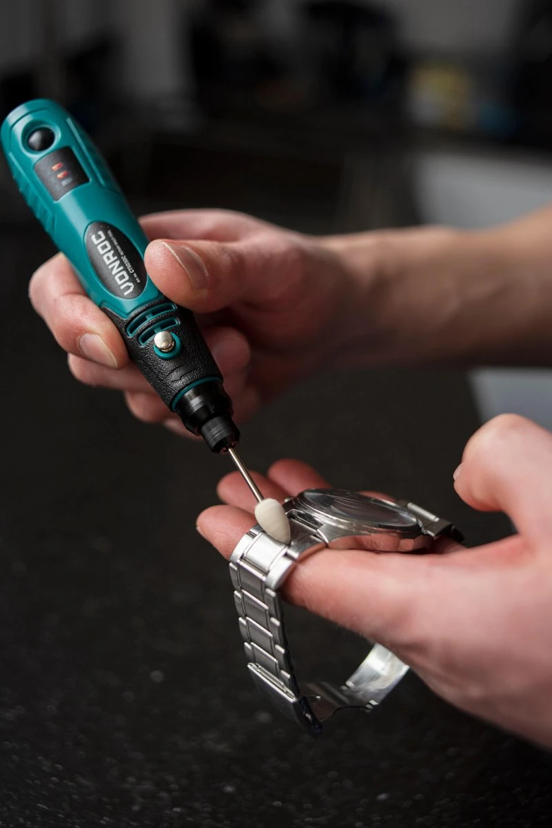 VONROC Roterende Multitool – 4V – Incl. 31-delige Accessoire Set & Opbergtas 10 VONROC Roterende Multitool – 4V – Incl. 31-delige Accessoire Set & Opbergtas - Afbeelding 8