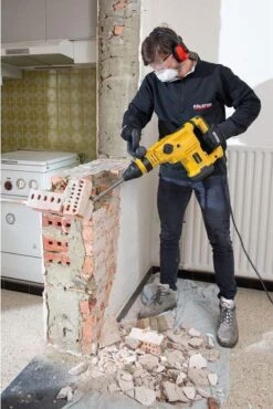 Powerplus POWX1190 Breekhamer - Boorhamer - Hamerboor En Beitel - 1600W - 25 Joule - SDS Max - Variabele Snelheid - Trilling Reductie - Incl. Gereedschapskofferkoffer En 2 Beitels - Voor Beton En Steen -Makita Winkel 801x1200 4