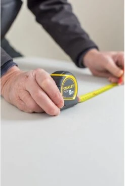 STANLEY Tylon 0-30-697 Rolbandmaat - Lengte 5m - Breedte 19 Mm 21 STANLEY Tylon 0-30-697 Rolbandmaat - Lengte 5m - Breedte 19 Mm -Makita Winkel 807x1200 2