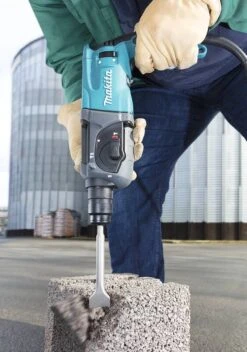 Makita BITFIX HR2470 Boorhamer - 780 W - 2.7 J -Makita Winkel 843x1200 1