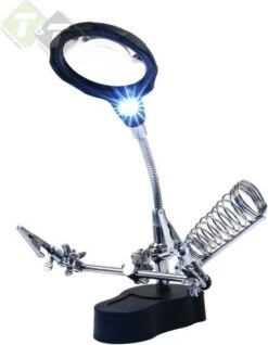 Benson Derde Handje Met LED Vergrootglas - Soldeerbout Houder 35 Benson Derde Handje Met LED Vergrootglas - Soldeerbout Houder -Makita Winkel 933x1200